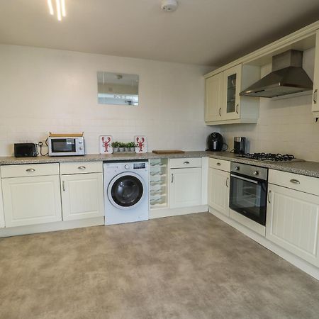 Benllech Coastal Retreat Apartment Exterior foto